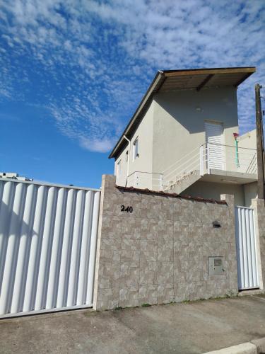 Estufa I House | Kitnet Ubatuba 2