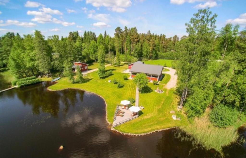 Vesilahti Villa | Kivikoti