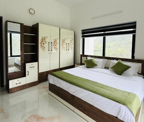 Kedavur Villa | KiwiOz Villa