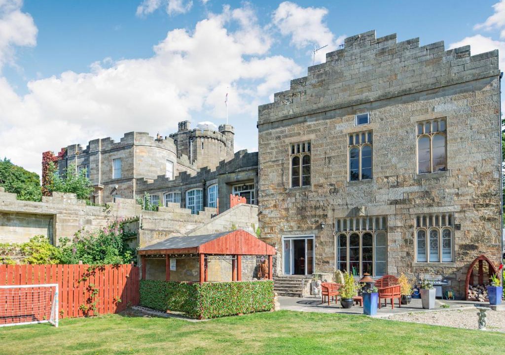 Stanhope Apartment | Knights Corner Stanhope Castle