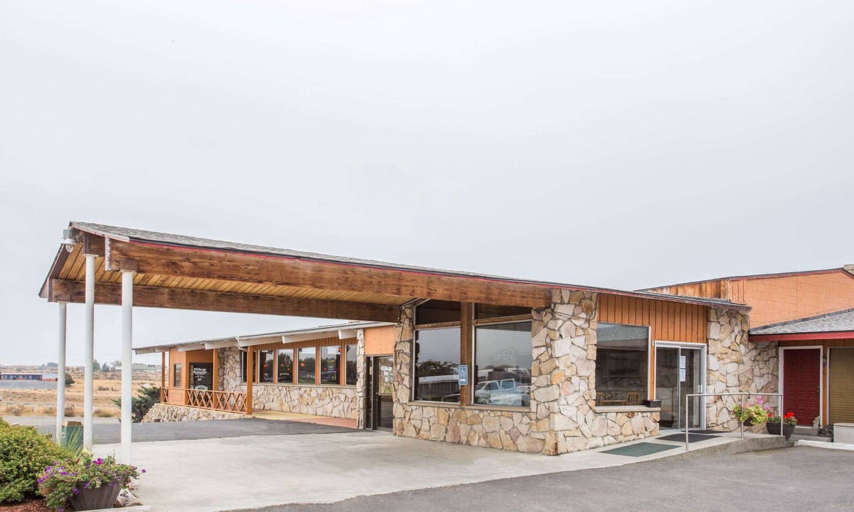 Boardman Hotel | Knights Inn Boardman