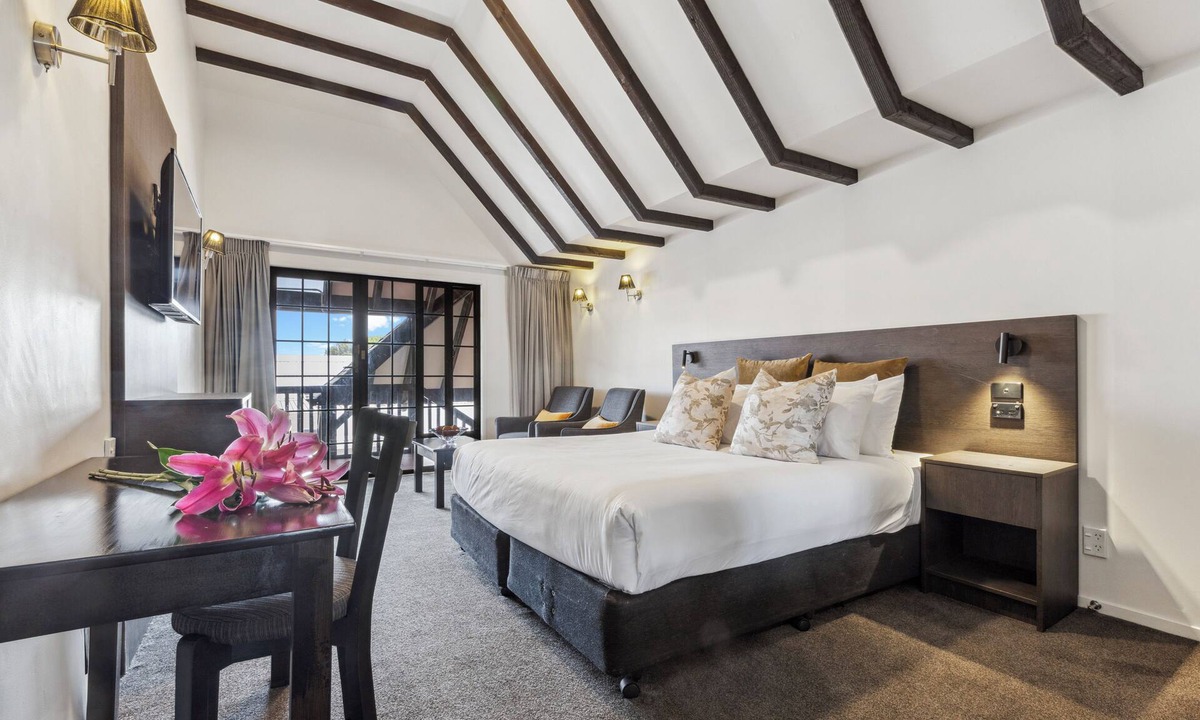 Greenlane - Ellerslie Hotel | Knights Inn