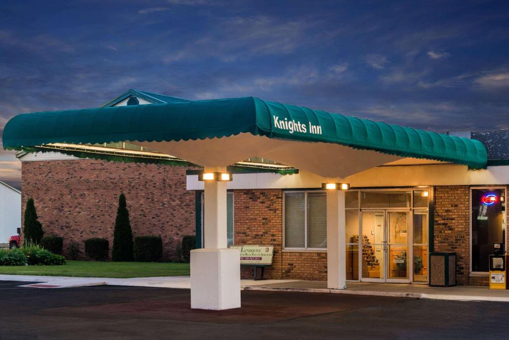 Wabash Hotel | Knights Inn Wabash