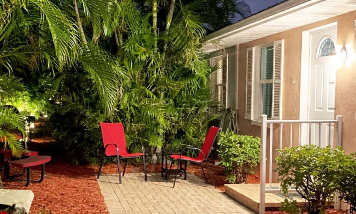 Punta Gorda Cottage | Knotical Cottage