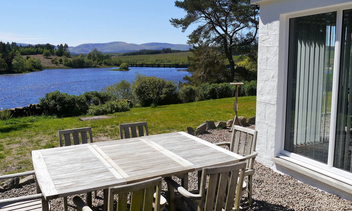 Saint John's Town of Dalry Cottage | Knowehead Cottage - a house that sleeps 10 guests in 3 bedrooms