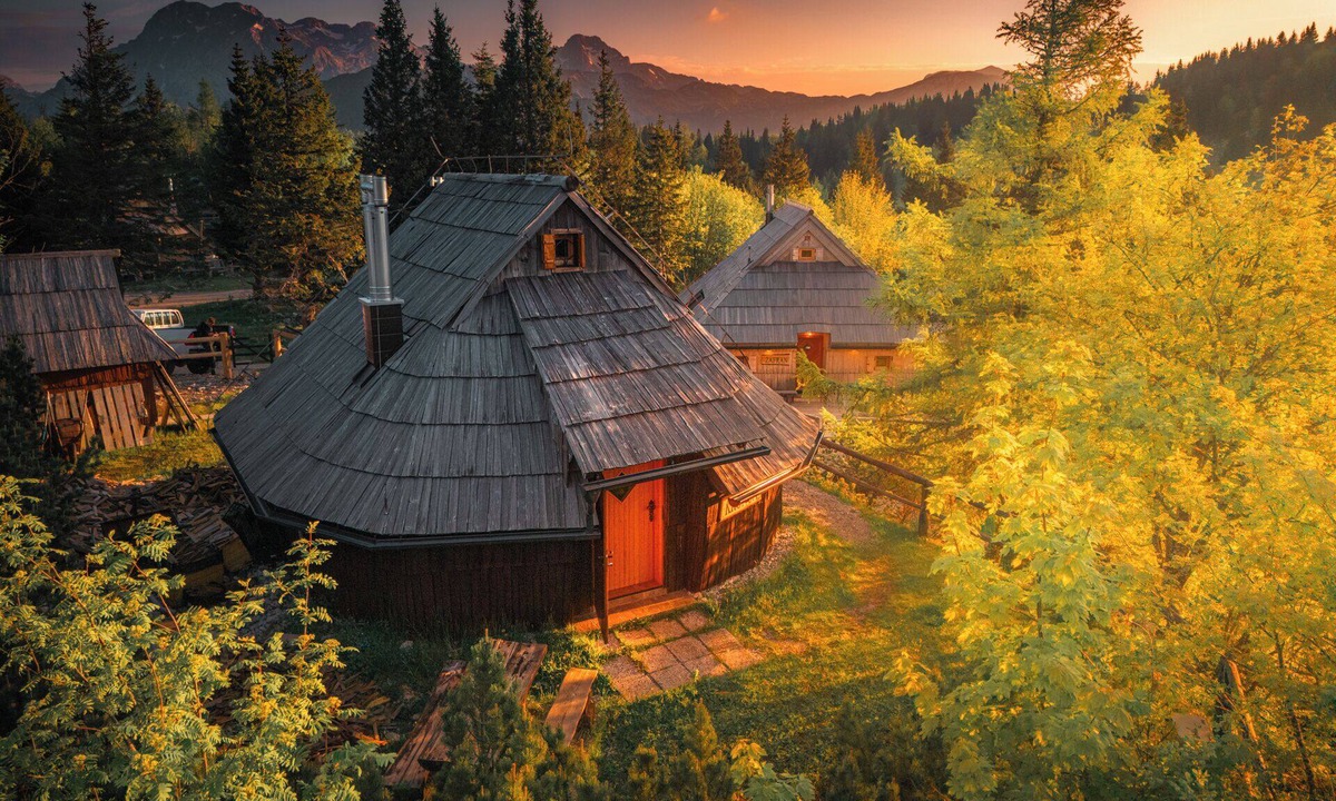 Kamnik Ski Chalet | Koča Kronca - Velika planina