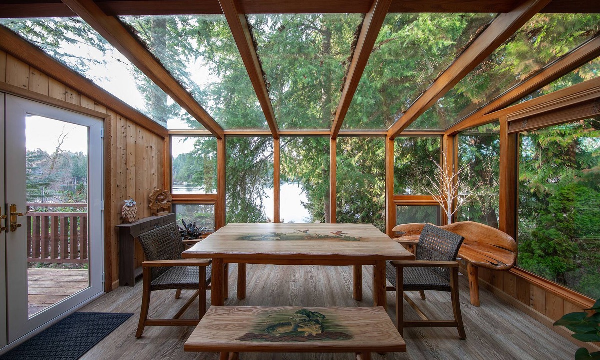 Maple Valley Cabin | Koi Story Cabin