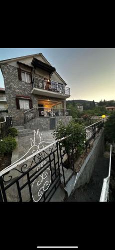 Samarina House | Kokkotis Residence