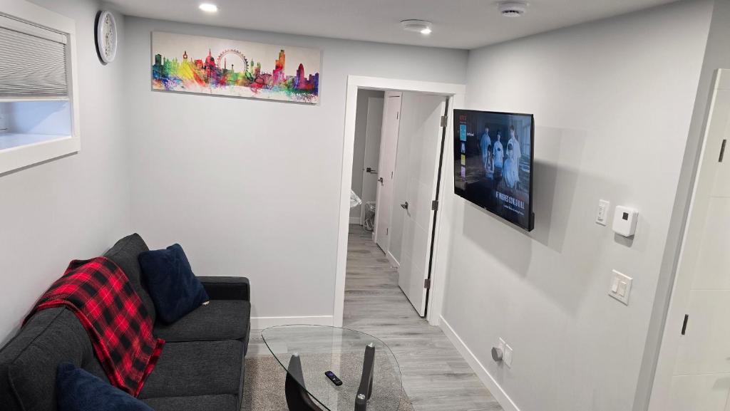 Regina House | Koko Suites