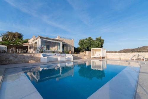 Kamilari Villa | Koronio Villas