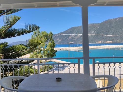 Vassiliki Apartment | Kostas Studios II