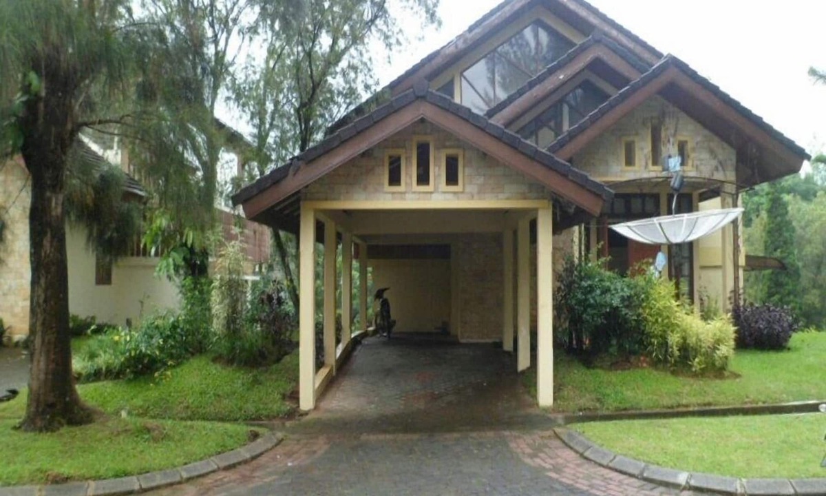 Cipanas Villa | Kota Bunga AA
