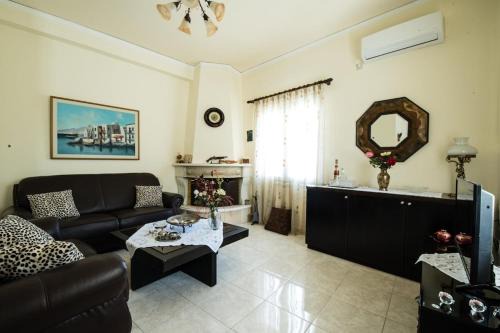 Pombia House | Kreta House