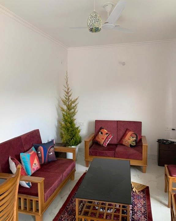 Bhowali House | Krishna Cottage