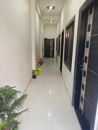 Ayodhya House | Krishna home stay 700 meter away from Ram mandir