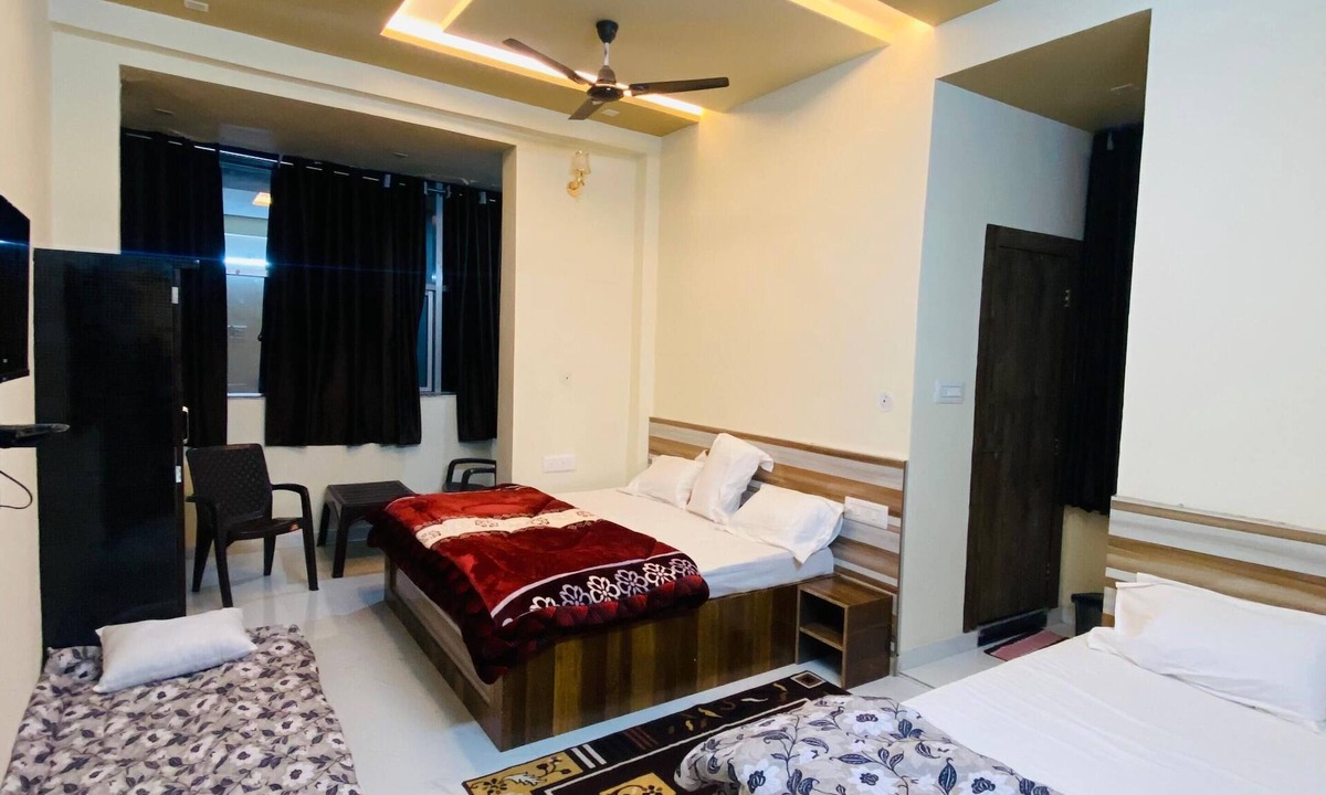 Jahazpur Hotel | Krishna Paradise