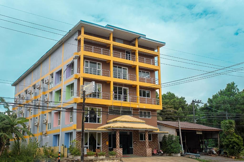 Trat Hotel | KritshanaJPR 3 K Hotel