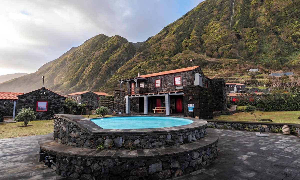 Calheta Hotel | Kuanza Nature Experience