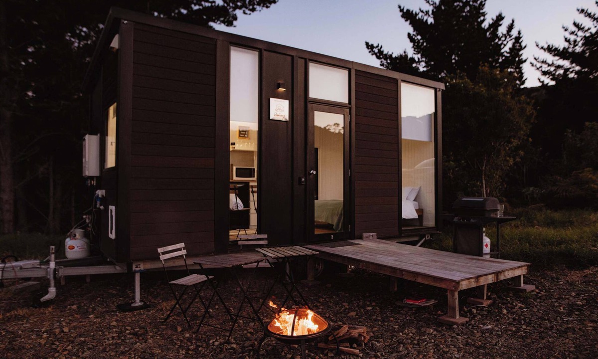 Kuaotunu House | Kuaotunu Cabin 2 by Tiny Away