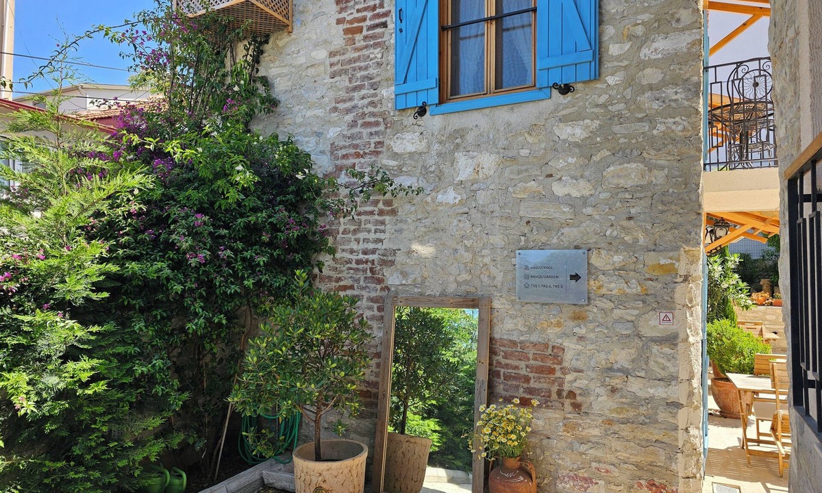 Urla Hotel | Kugu Urla