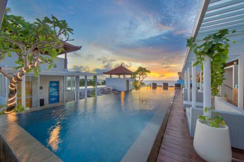 Downtown Kuta Hotel | Kuta Beach Hotel