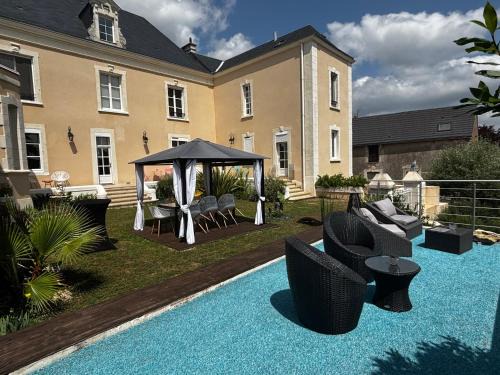 Ecommoy Bed & Breakfast | KVS concept Écommoy chambres haut de gamme proche circuit 24 heures Le Mans