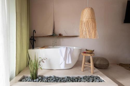 Elia Hotel | Kynthia Hotel - Designed for Adults
