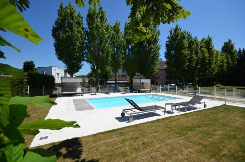 Dijon Hotel | Kyriad Dijon Est Mirande