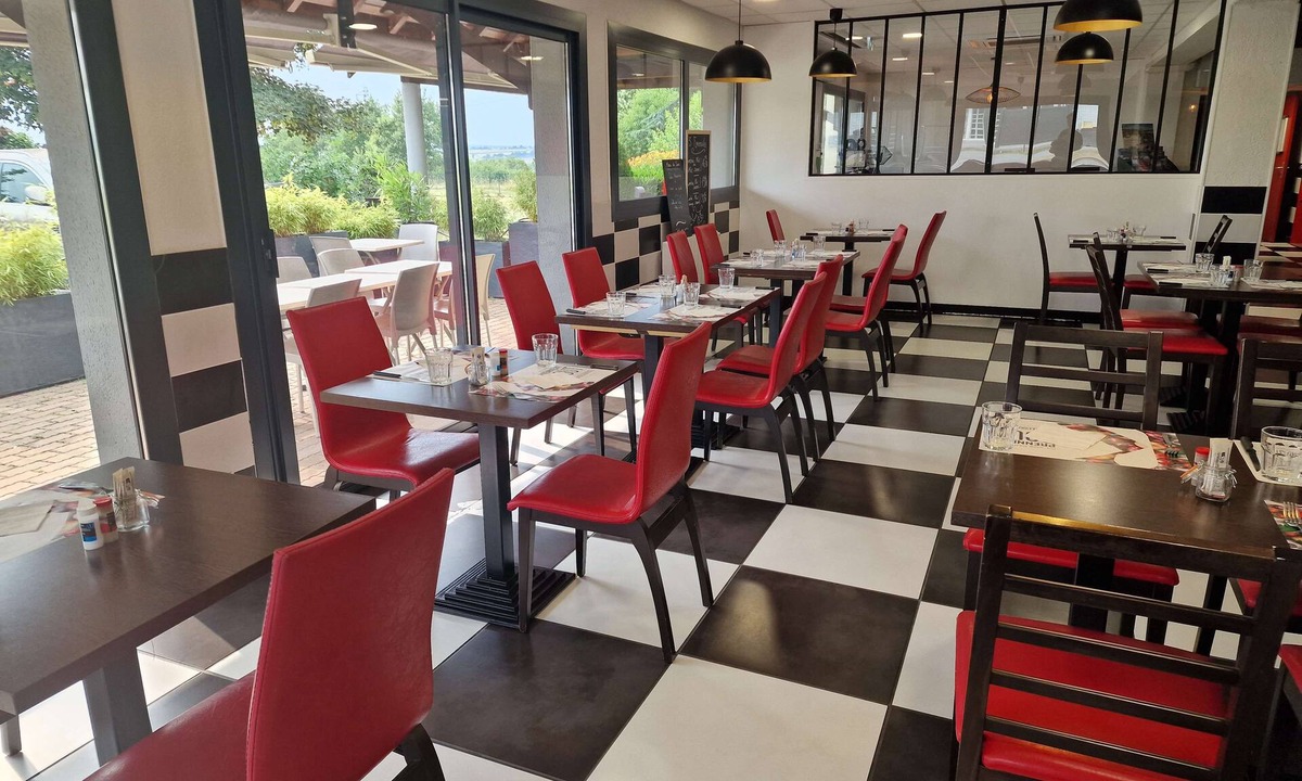 Saint-Victor Hotel | KYRIAD MONTLUCON - Saint Victor
