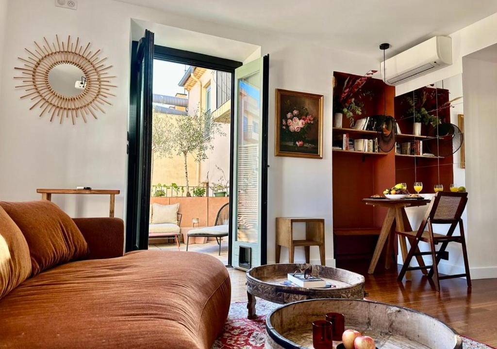 Jean-Medecin Apartment | L'âme de Nice - Terrasse dorée sur Place Masséna