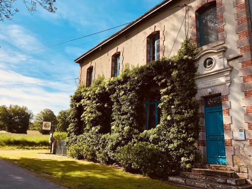 La Celle-Dunoise Bed & Breakfast | L'école buissonnière chambres et table d'hôtes