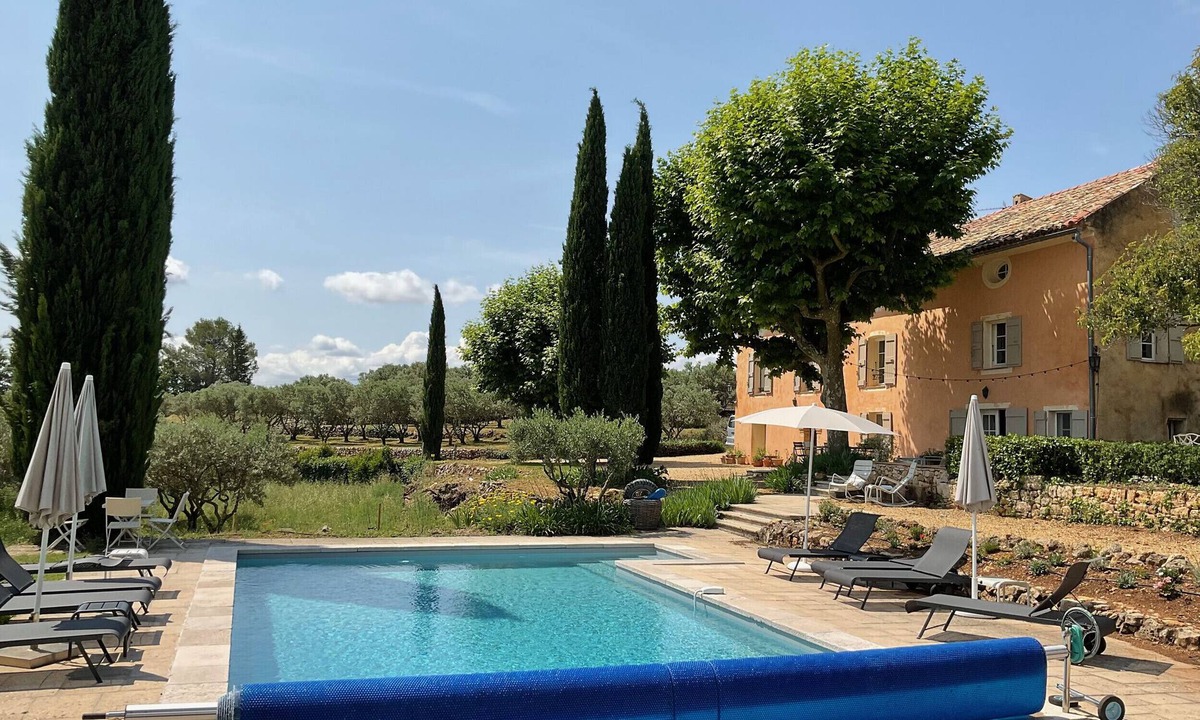 Cotignac Ski Chalet | L'Alérie, gorgeous bastide Provençale, charm and peaceful, private pool and tennis court