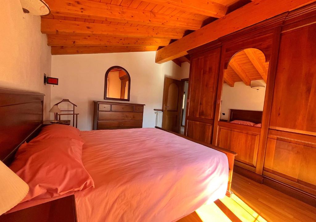 Berzo Demo Apartment | L' Angolo Di Pace Vasca Idromassaggio e Legno Chalet Alpino con Vista Panoramica sulla Valle