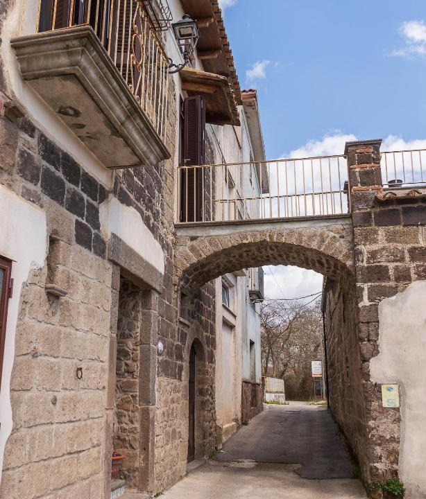Roccamonfina House | L'archetto