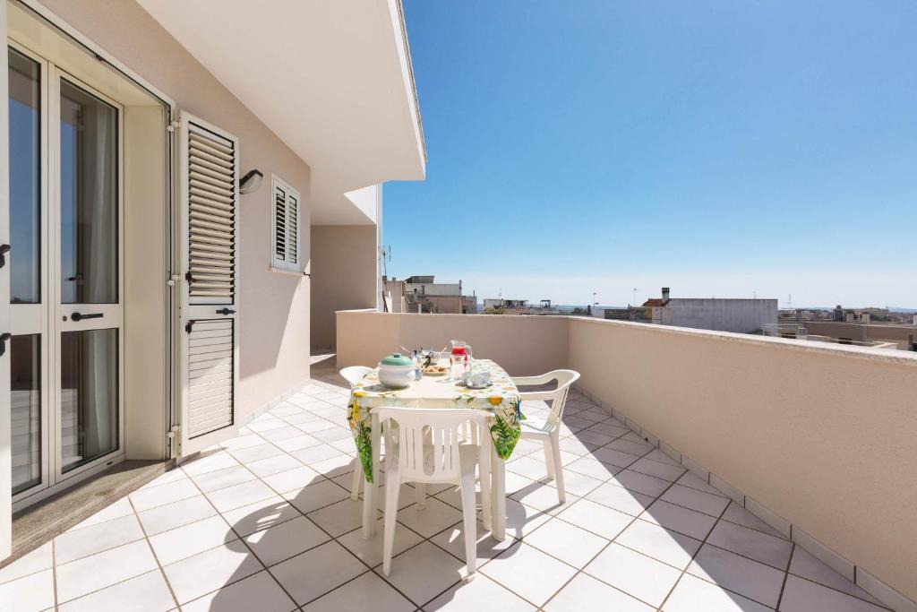 Casarano Apartment | L'Attico di Cri' by BarbarHouse