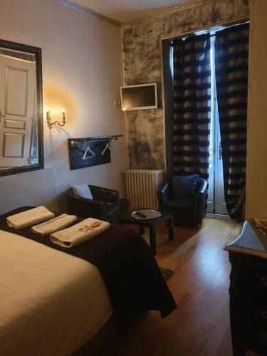 Saint-Amand-Montrond Hotel | l'authentique