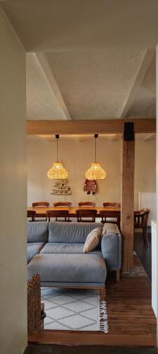 Herbeumont House | L'Eaubergerine