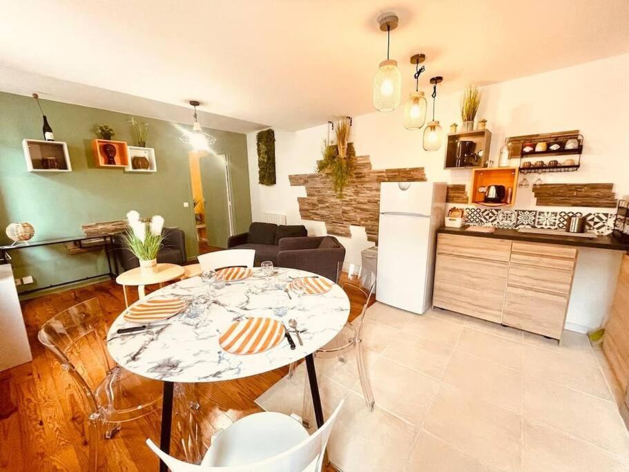 Centre Ville Apartment | L'edelweiss: three-bedroom hypercentre