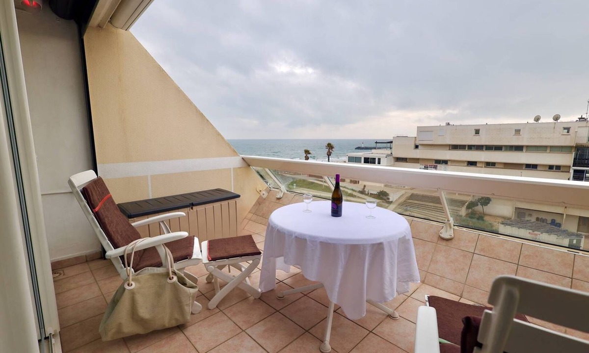 Naturist Village Apartment | L'ESCALE - Studio Héliopolis D 6 - Luxury - 2 people