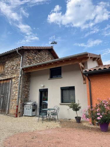 Clermain House | L'Escapade Bourguignonne, à 10 minutes de Cluny, petit déjeuner inclus!