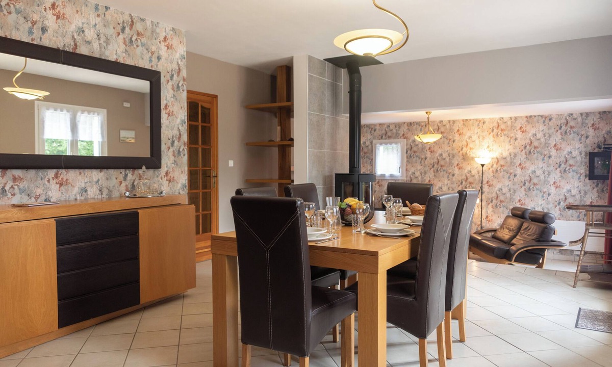Milly-la-Foret House | L'Escapade, house with garden, billiards, table soccer, fitness area