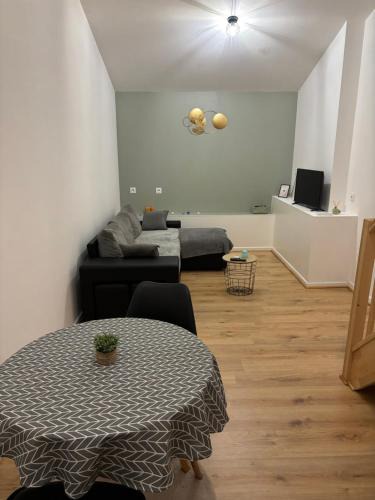 La Roche-Chalais Apartment | L escapade pro