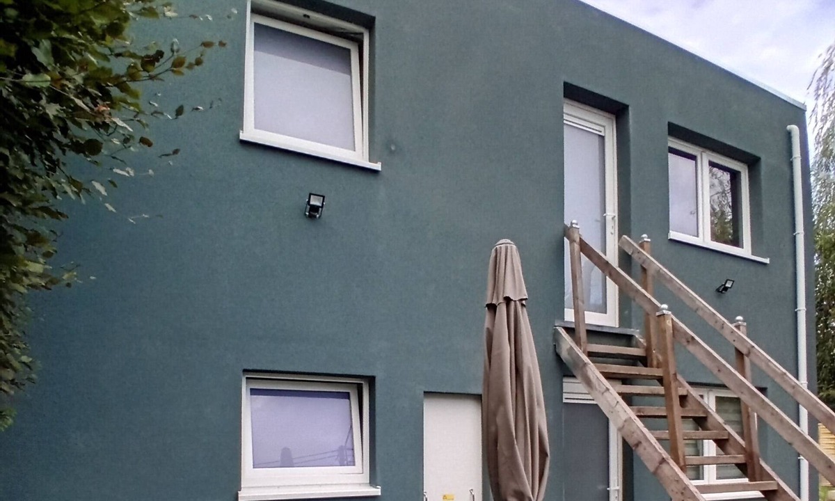 Les Waibes Apartment | L'Evasion Thudinienne, gîte on the 1st floor accessible by an outside staircase