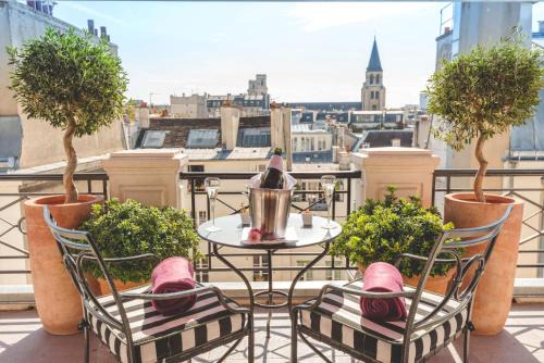 Saint-Germain-des-Pres Hotel | L'Hôtel