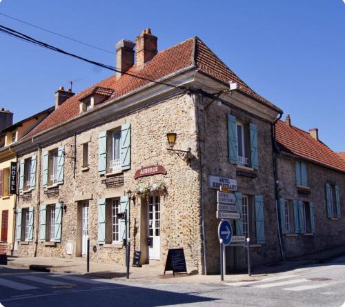 Saint-Arnoult-en-Yvelines Hotel | L'Harmony