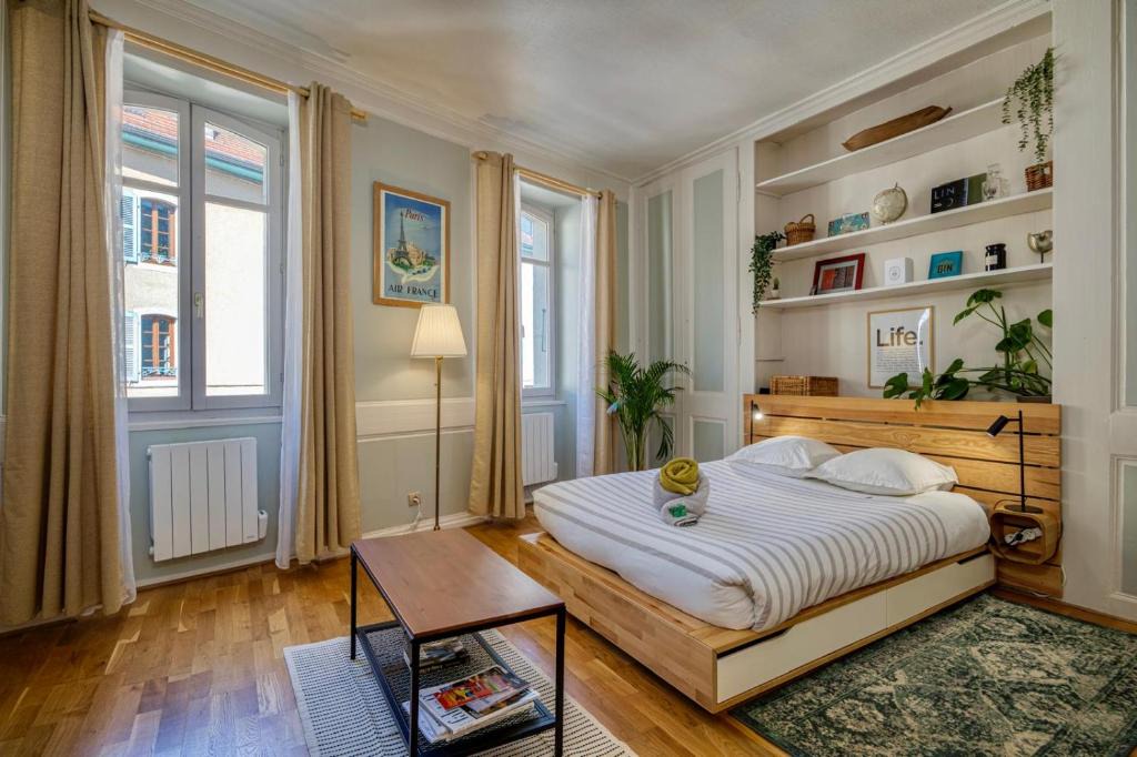 Gex Apartment | L'Horloge - Coeur de Gex