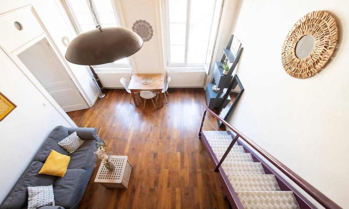 Croix Rousse Apartment | L'Indigo- Typical Canut Style - Croix Rousse 4 pax