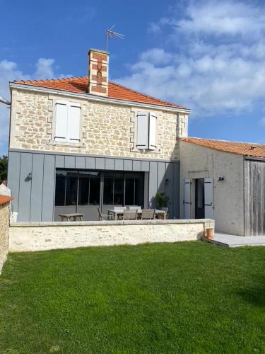 Charron Apartment | L'Olivier