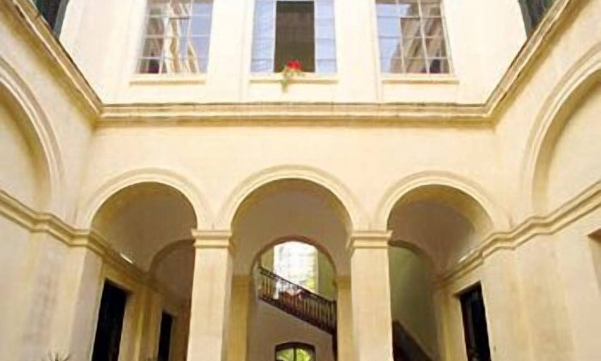 Lecce Historic Center Bed & Breakfast | L'Orangerie d'Epoque