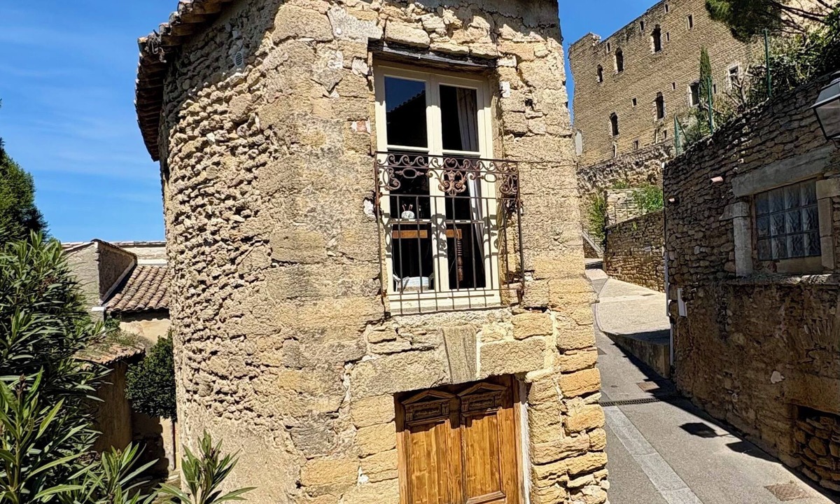 Chateauneuf-du-Pape House | L'Orée du Castel - Gîte at the foot of the castle